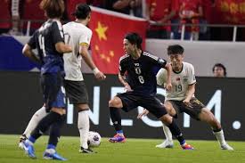 阿门23+14+10火箭双杀骑士 猛龙送老鹰4连败.